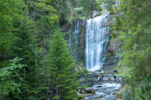 Sentier-des-cascades-cirque-saint-meme-11