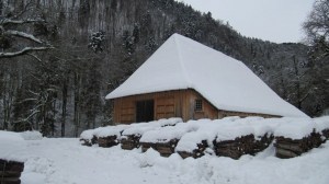 cabane vers monastere