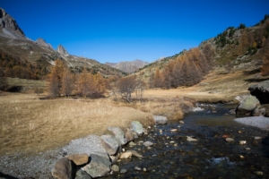 lac-des-beraudes-lac-rouge-1